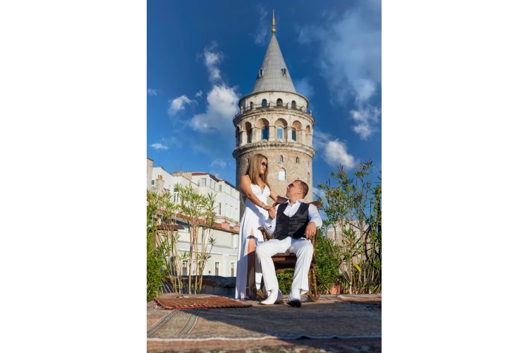 Video Walk. Romantic Video Shooting Around Istanbul Video Walk. Romantic Video Shooting Around Istanbul