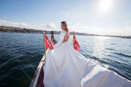 İstanbul'da Gondollar, Renkli Evler ve Tekfur Sarayı: Fotoğrafçılık Yürüyüşü